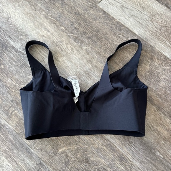 lululemon athletica 🍋 Seamless Unlined Sports Bra - Black - Size: 32DD - Picture 4 of 6